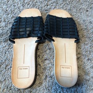 Dolce Vita sandals
Black
Size 7.5
